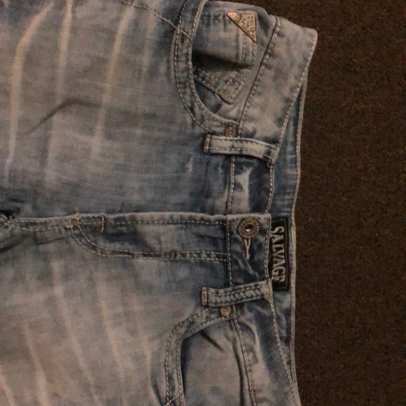 Jeans - Picture 2 of 5